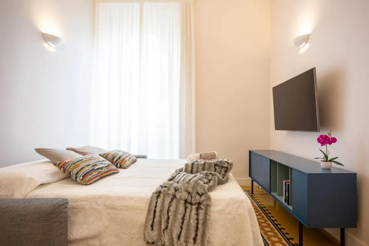 Vintage Ottaviano Apartment Rom