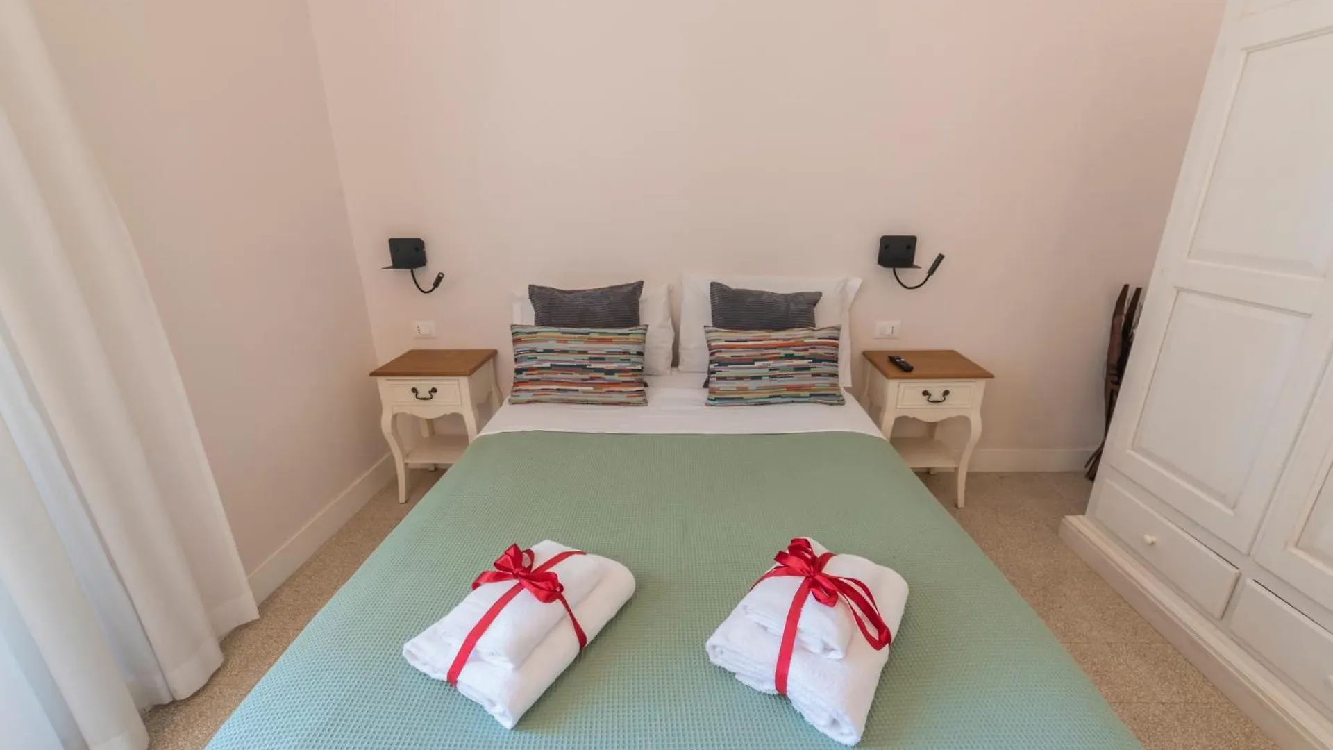 Vintage Ottaviano Apartment Rom